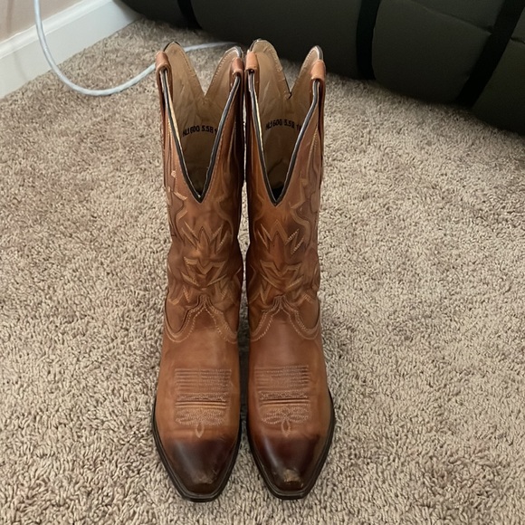Cowgirl boots size 5 (pleather) - Picture 3 of 5